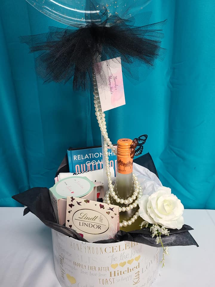 Bridal Balloon Box