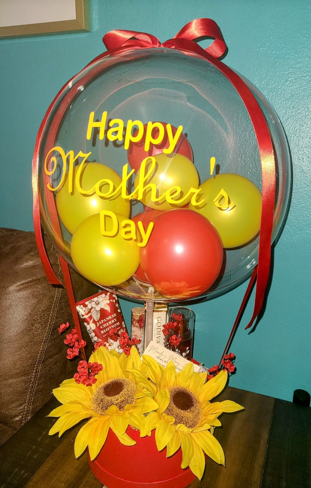 Deluxe Mothers Day Basket